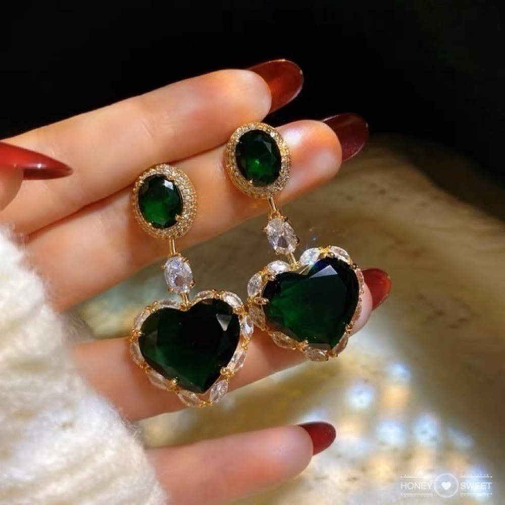- - 18K GP Vintage stimulated diamond Earrings